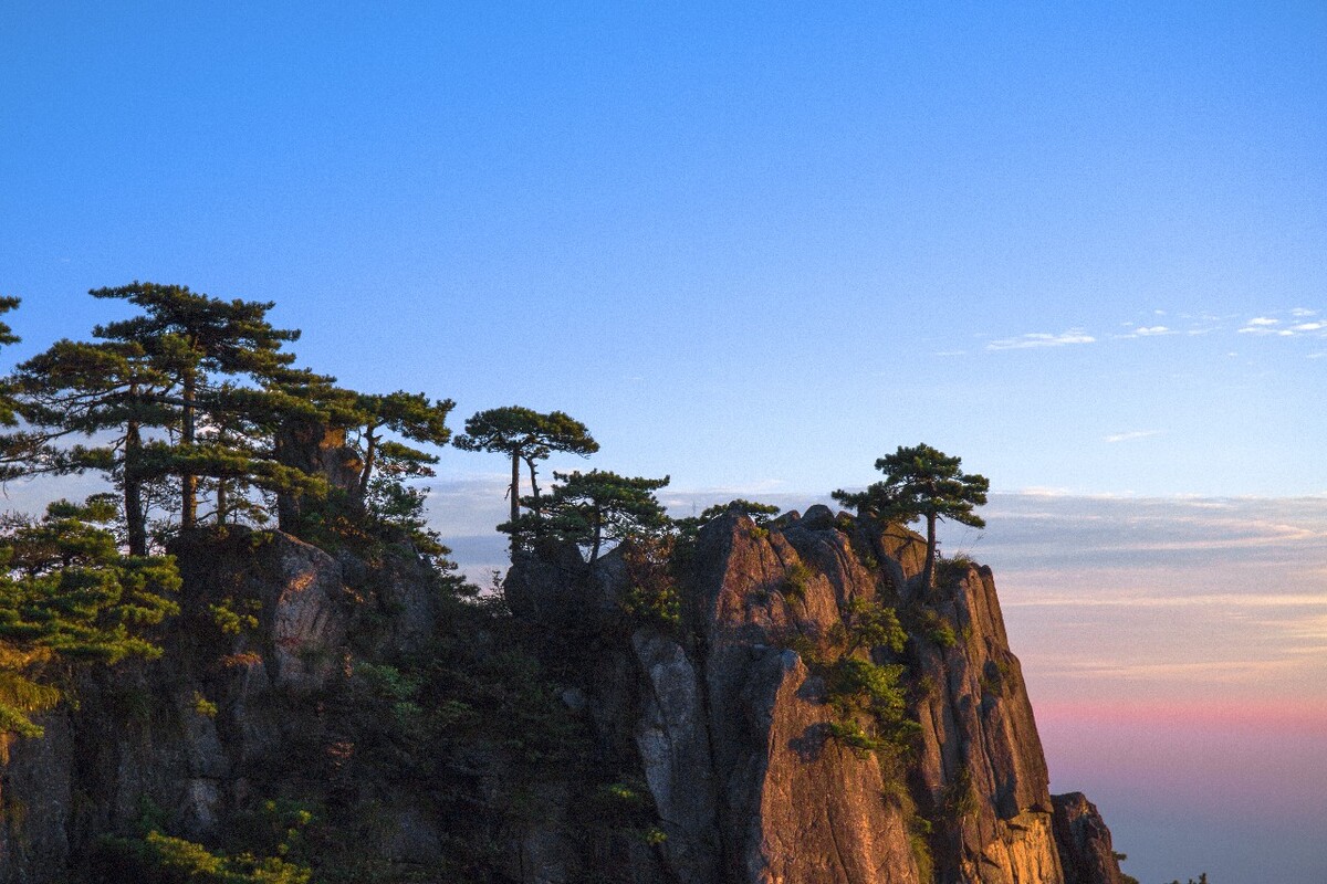 Lion-Peak-Huangshan